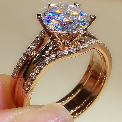 Versatile Elegance 18K Gold Moissanite Ring Duo | Stackable Luxury Set
