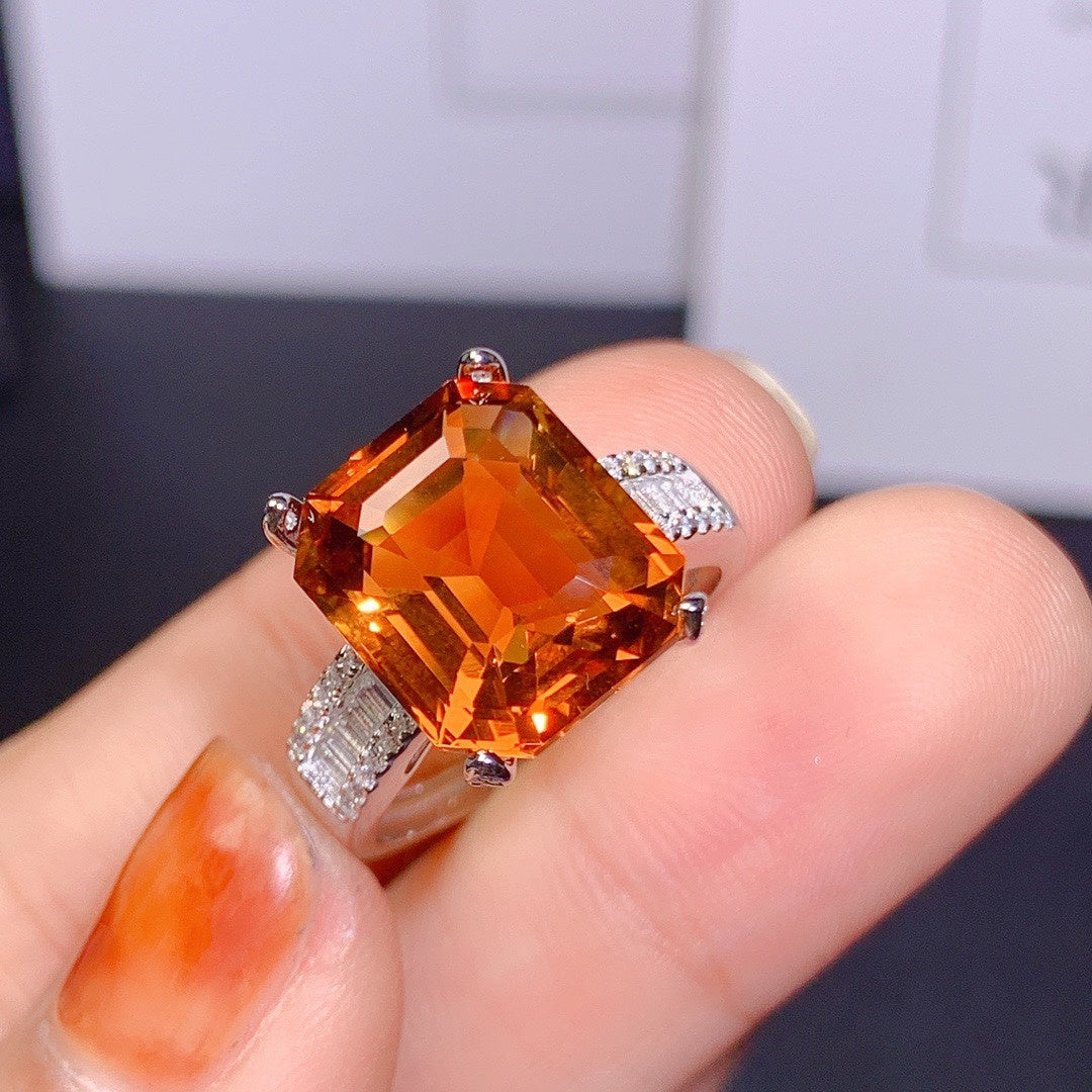LuxeJewels™ FireCrown Citrine Ring | Vintage Crown Setting