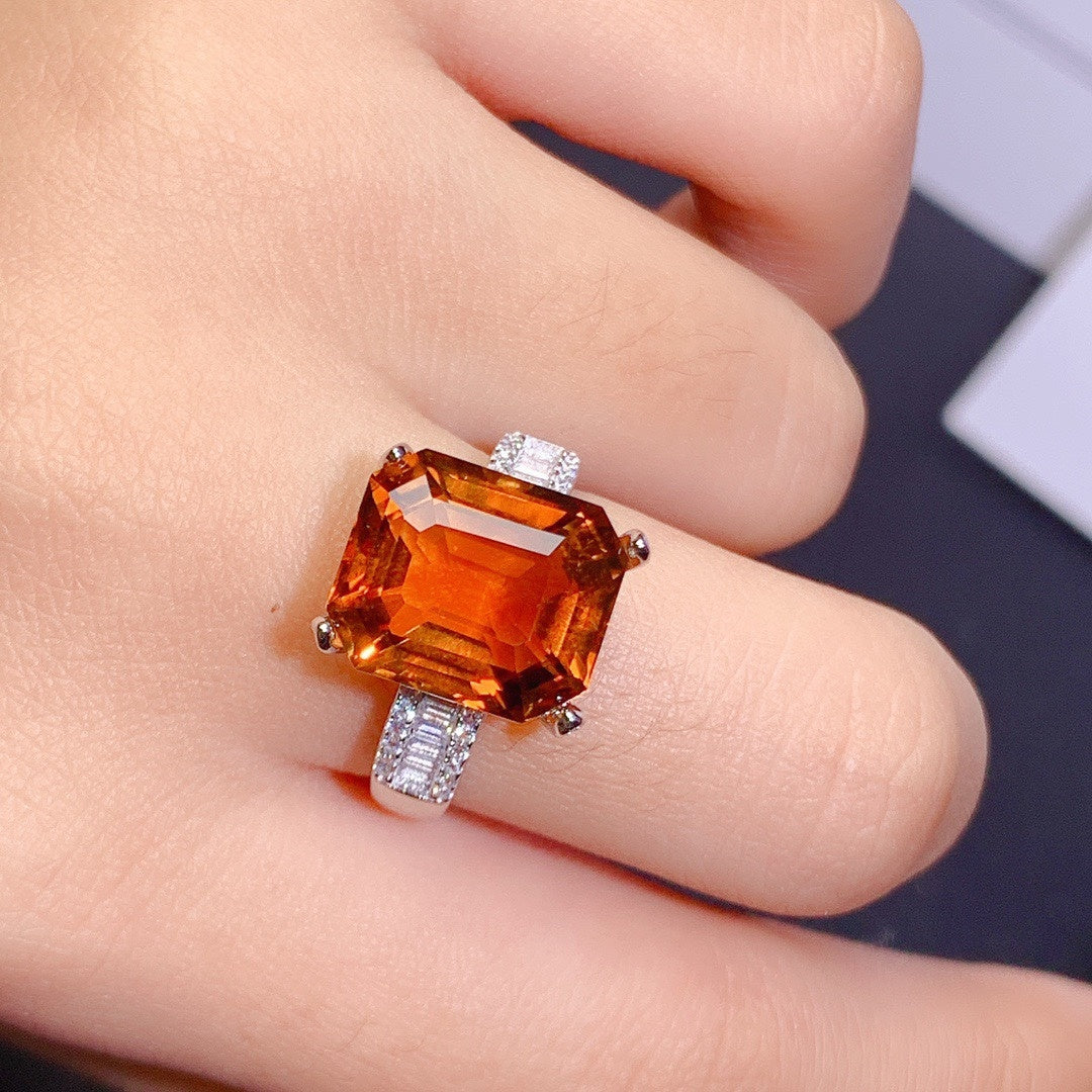 LuxeJewels™ FireCrown Citrine Ring | Vintage Crown Setting