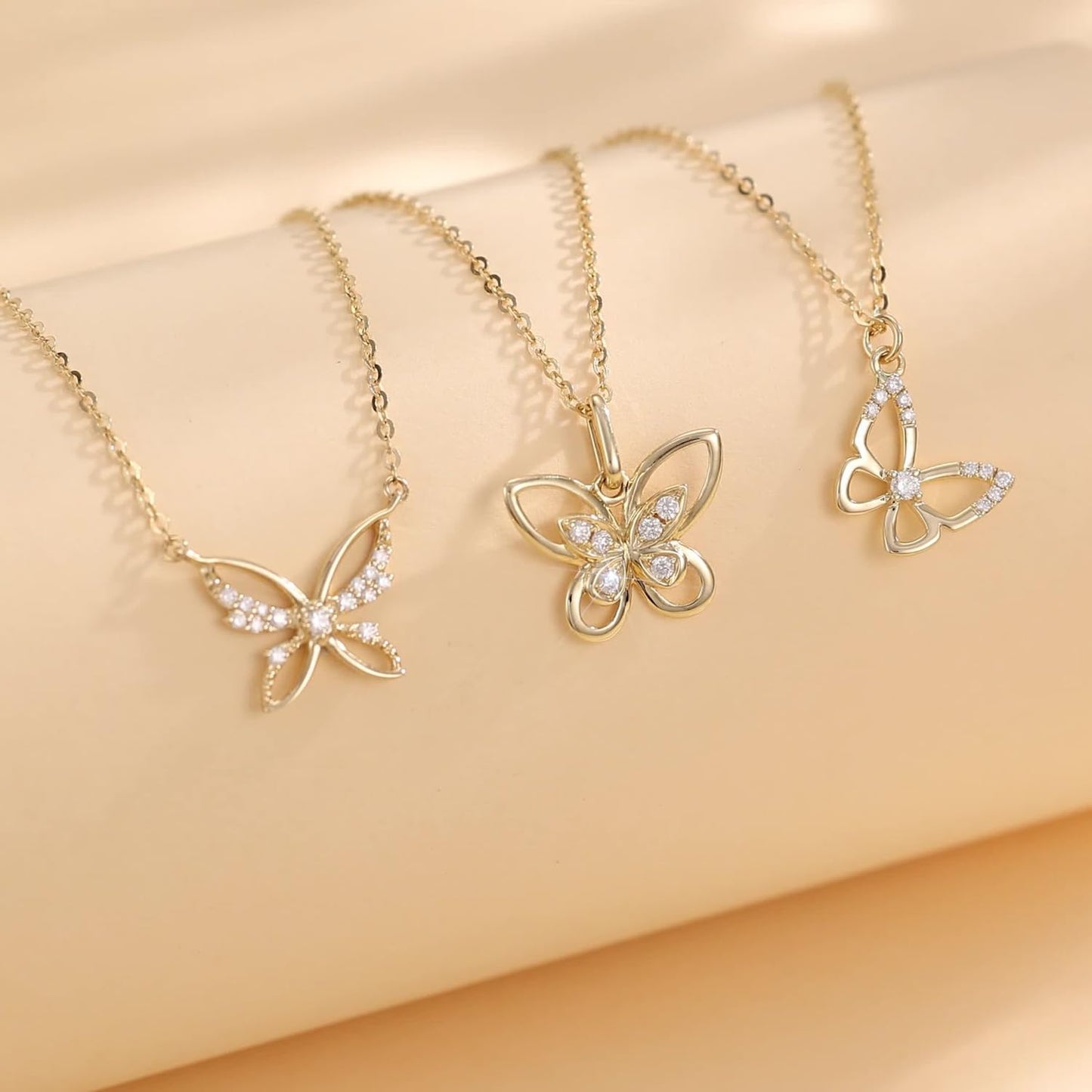 Butterfly Diamond Pendant Necklace | 14K Solid Yellow Gold