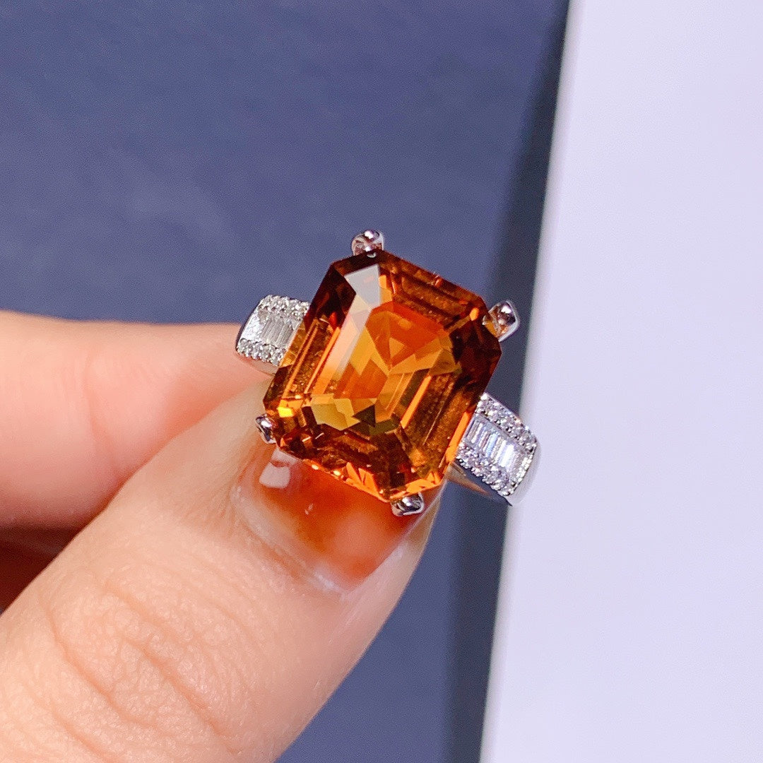 LuxeJewels™ FireCrown Citrine Ring | Vintage Crown Setting