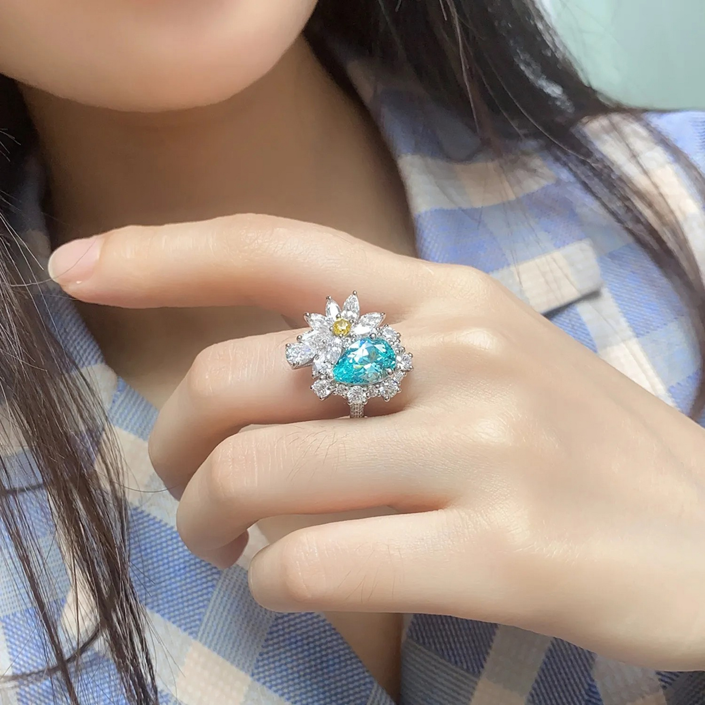 LuxeJewels™ Cultivate Paraiba Diamond Ring | Rare Neon Blue Gemstone