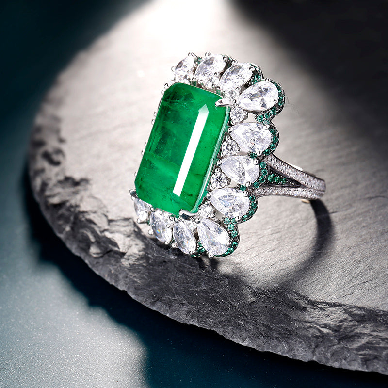 LuxeJewels™ FrostÉmeraude Regal Emerald Statement Ring