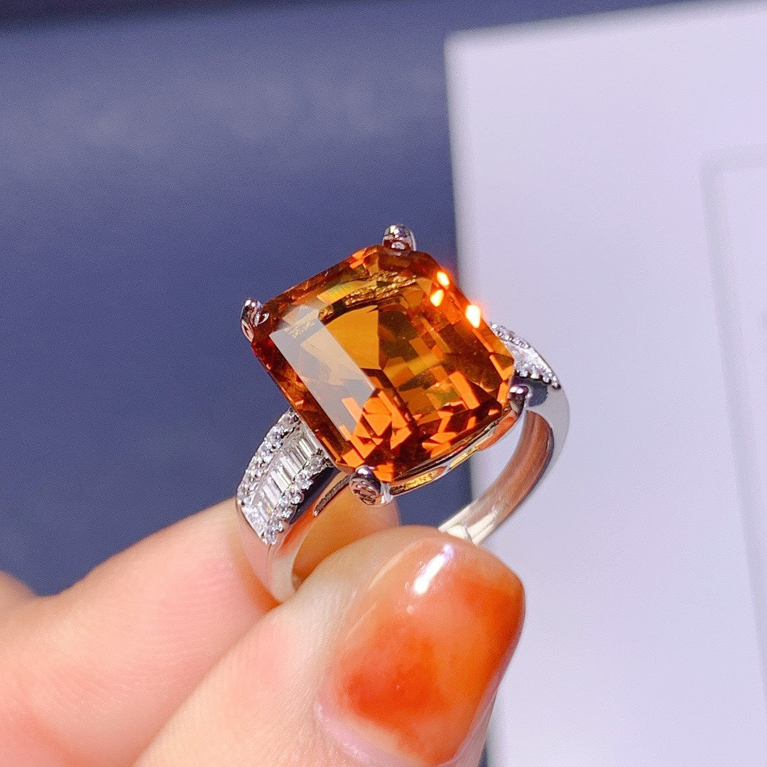 LuxeJewels™ FireCrown Citrine Ring | Vintage Crown Setting