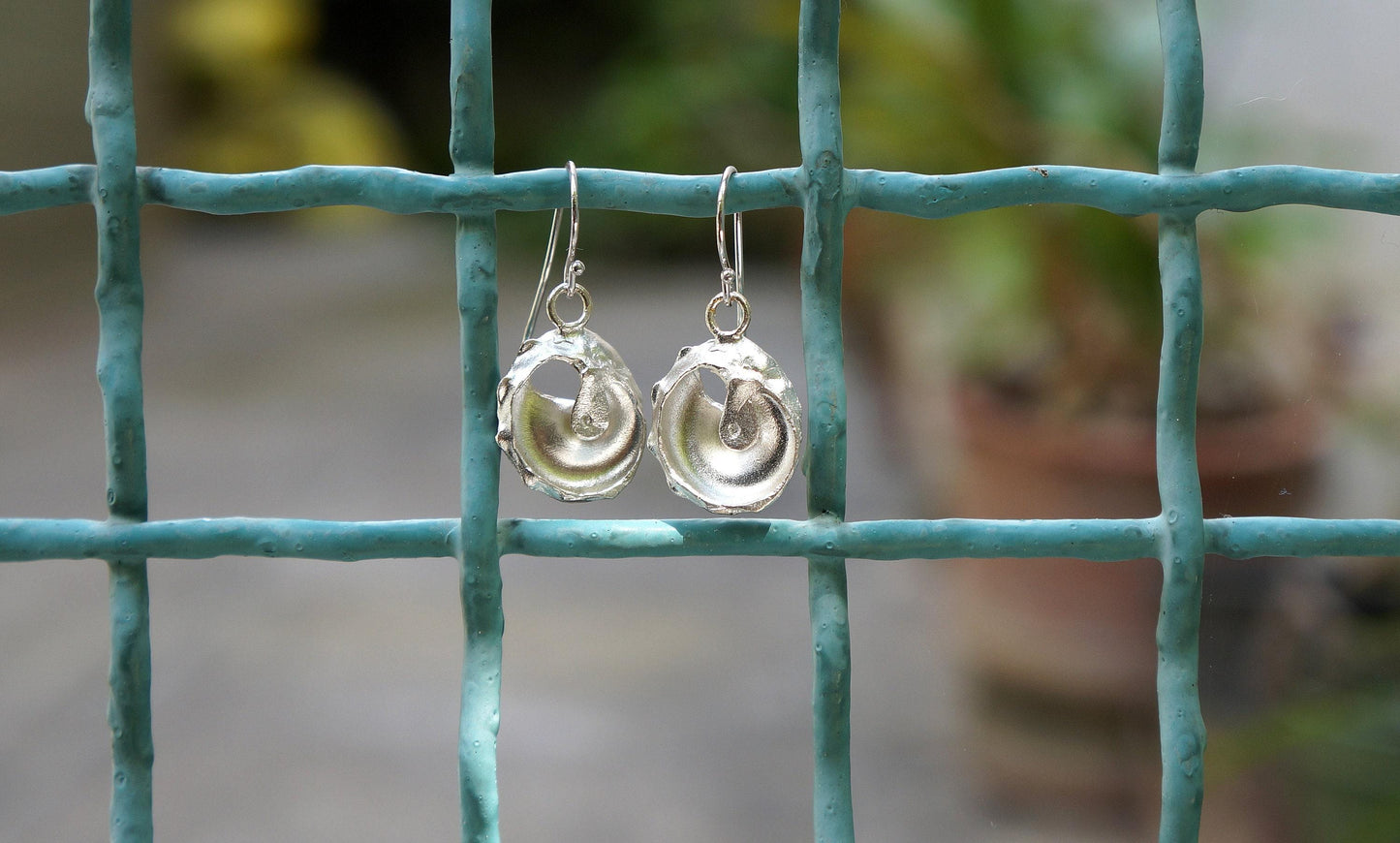 Beach Jewelry Silver Sea Shell Dangle Earrings | Lightweight Ocean Luxury