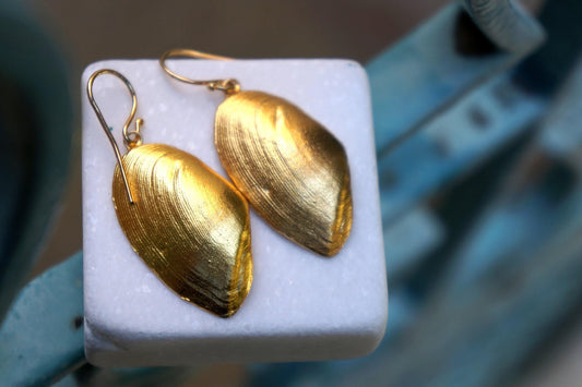 Clam Shell Earrings | Gold Plated Silver | Handmade Nature Jewelry